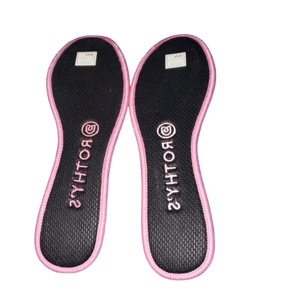 🔥Limited Edition Rothy's Pink Captoe Flats🔥 size 8 - Picture 10 of 13